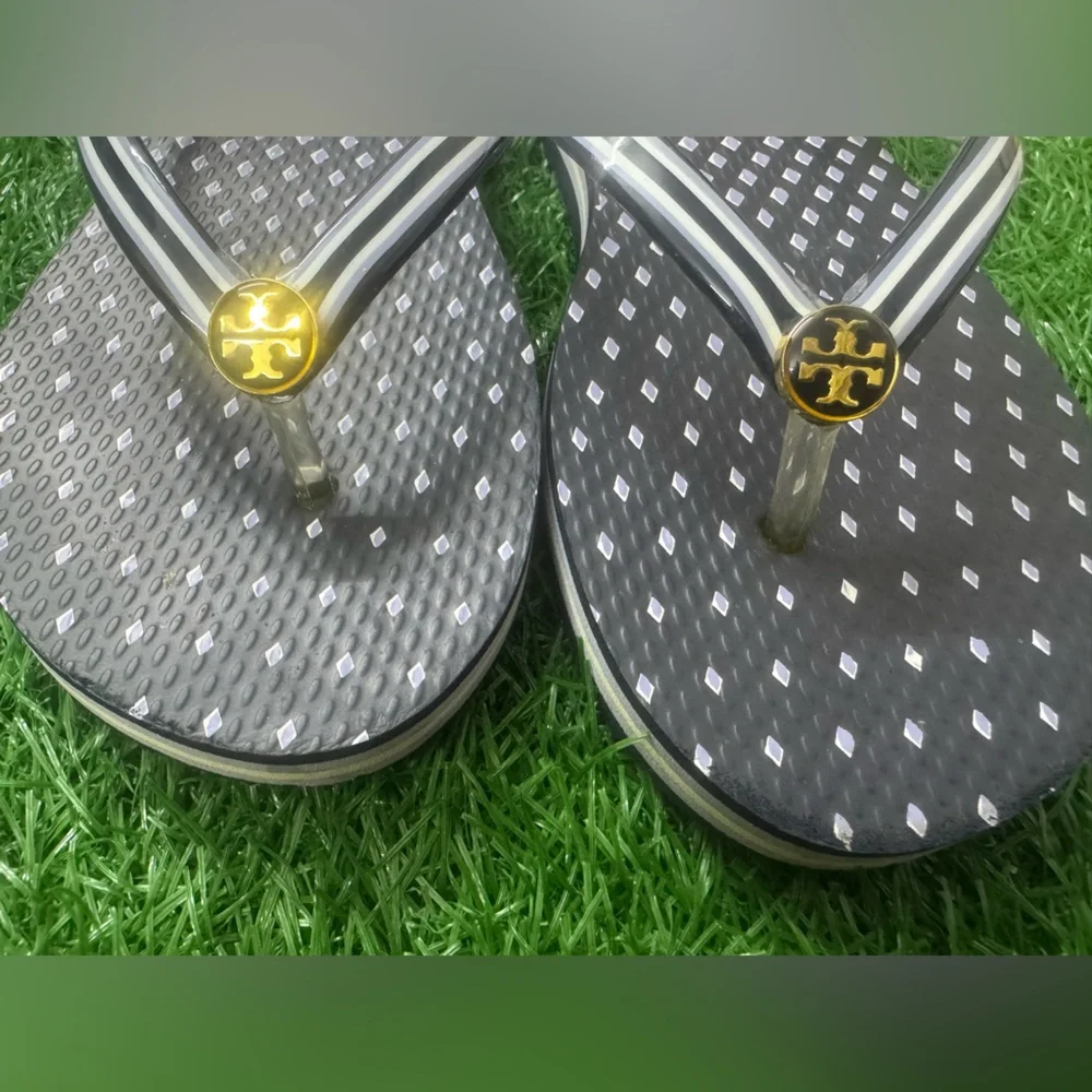 Tory Burch Black and Gold Flip Flops Size 5.5/6‎
